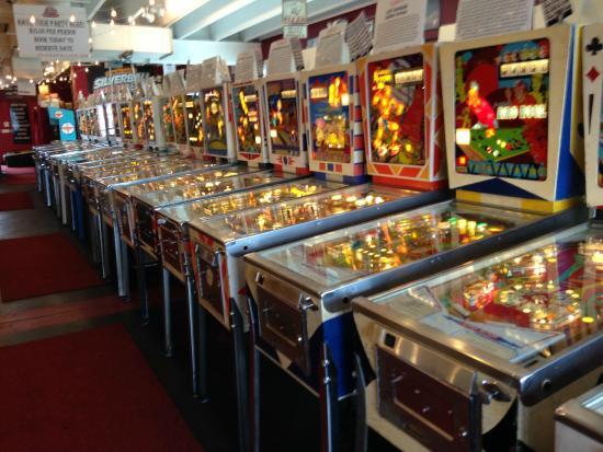 Silverball Pinball Museum
